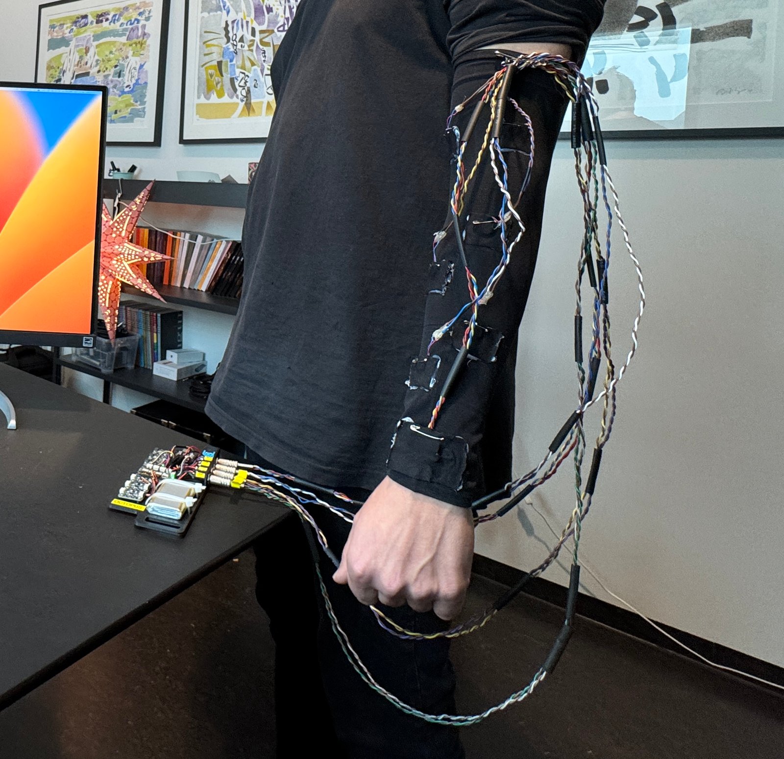 Octopus wearable sleeve